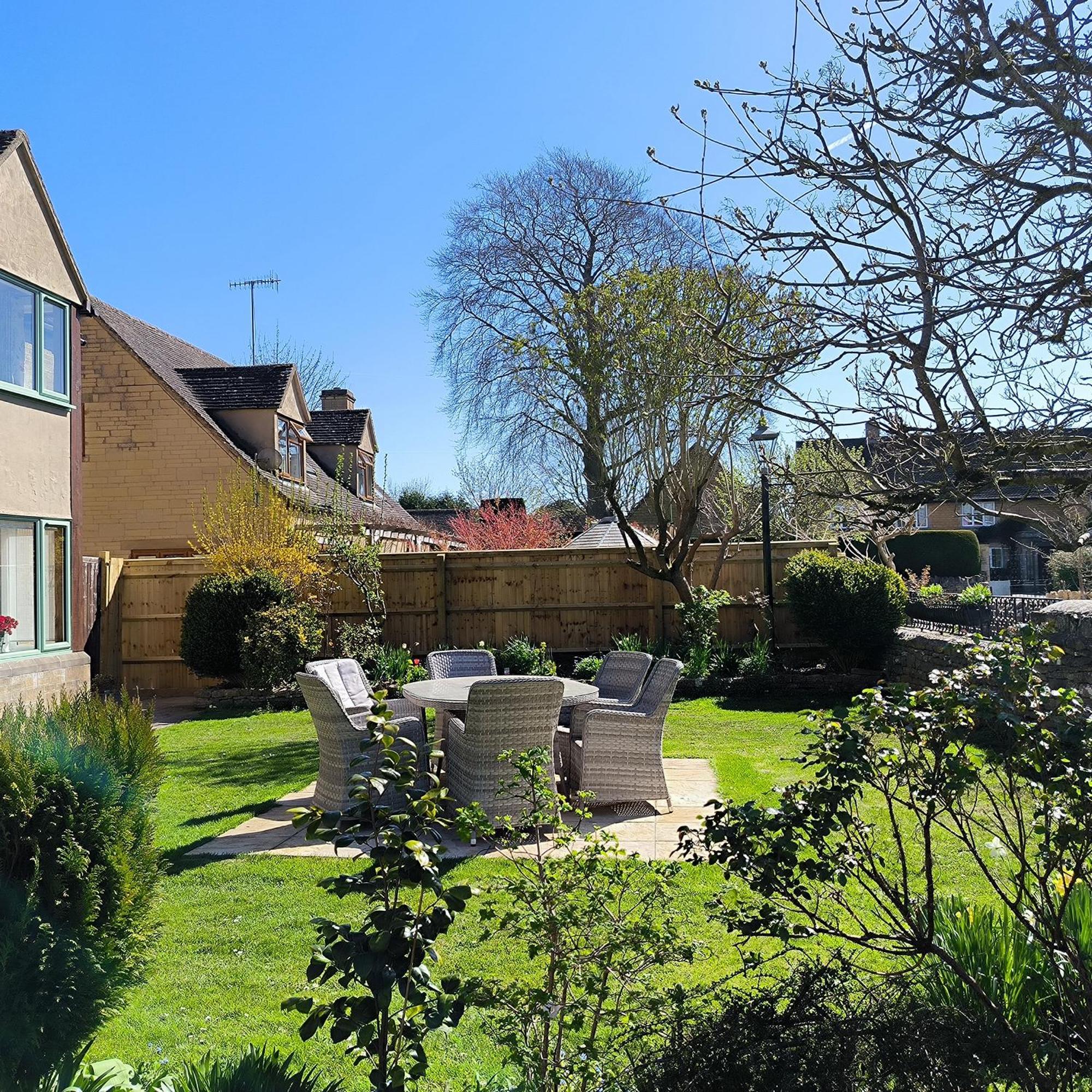 Meadow Rise Guest House Bourton-on-the-Water Екстериор снимка