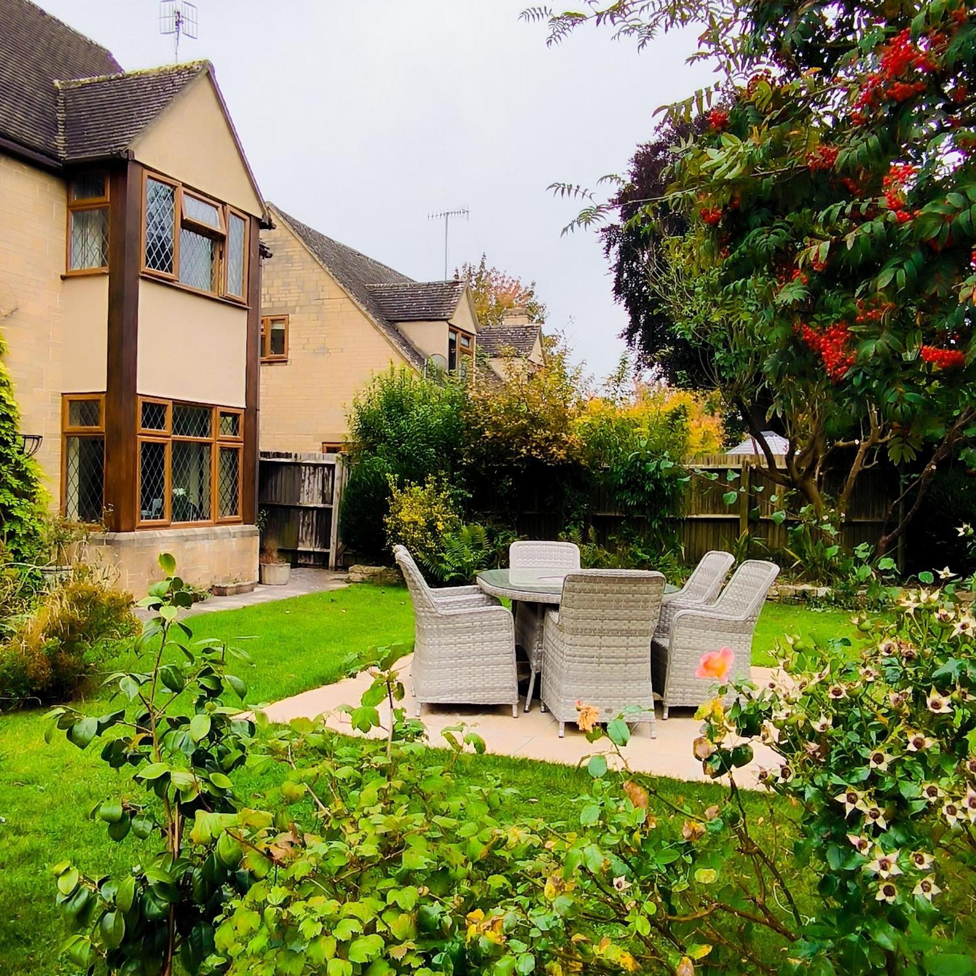 Meadow Rise Guest House Bourton-on-the-Water Екстериор снимка